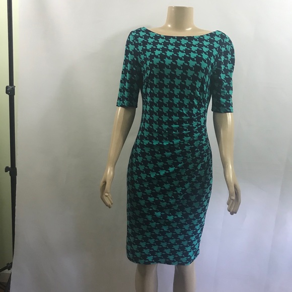 Anne Klein Dresses & Skirts - ANN KLEIN 👠👄beautiful body con fitted dress